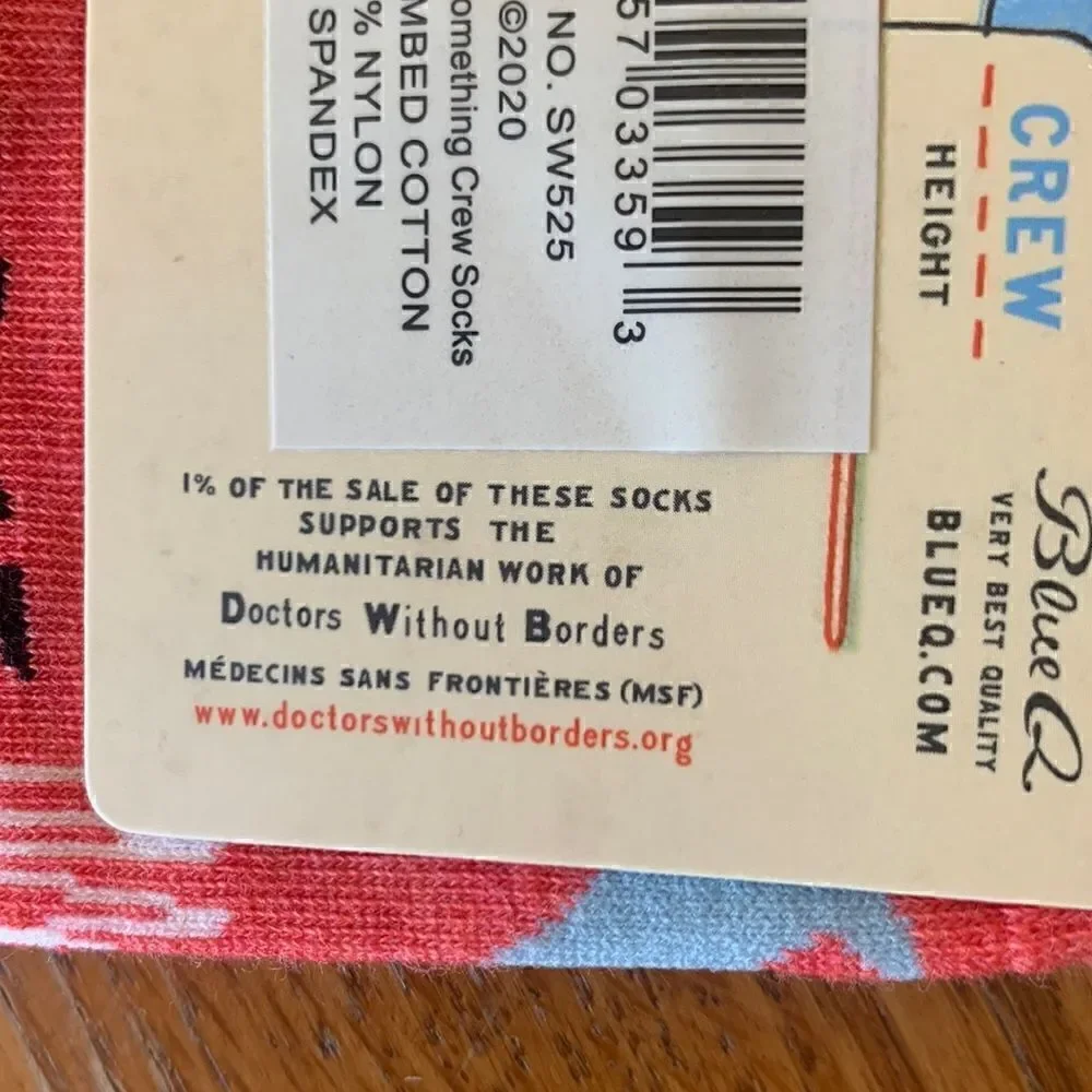 Blue Q Women’s Cotton Crew Socks Dolphins